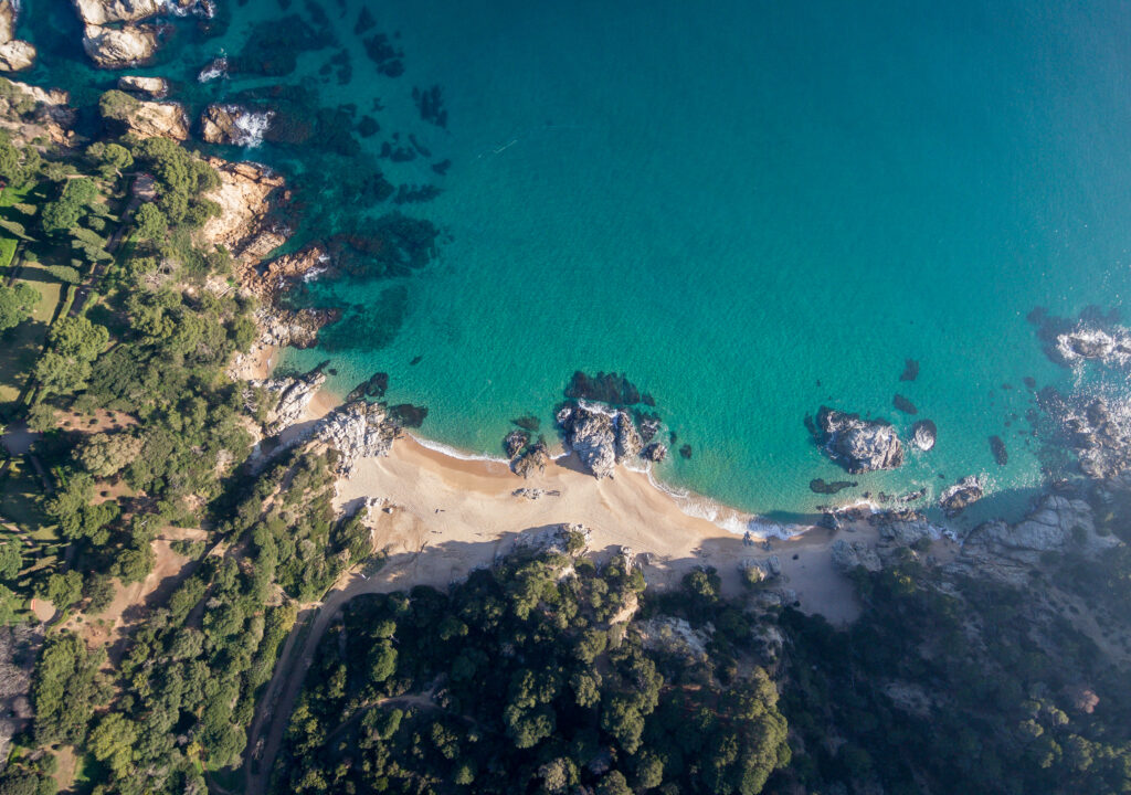 Encuentra pisos en Lloret de Mar y disfruta de la calidad de vida de la Costa Brava. Propiedades exclusivas con La Casa Das Haus.